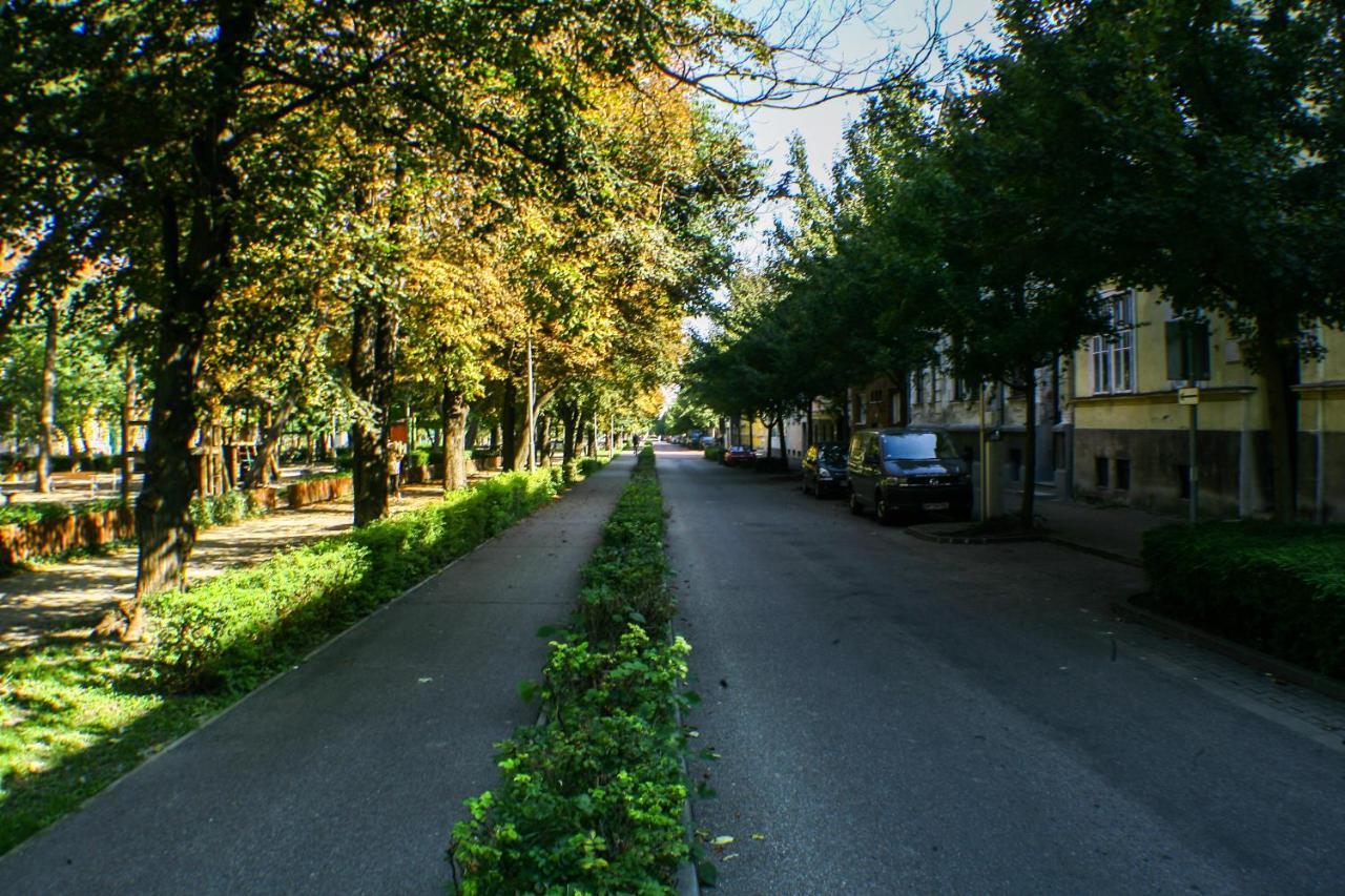 Deak Apartman Ödenburg Exterior foto